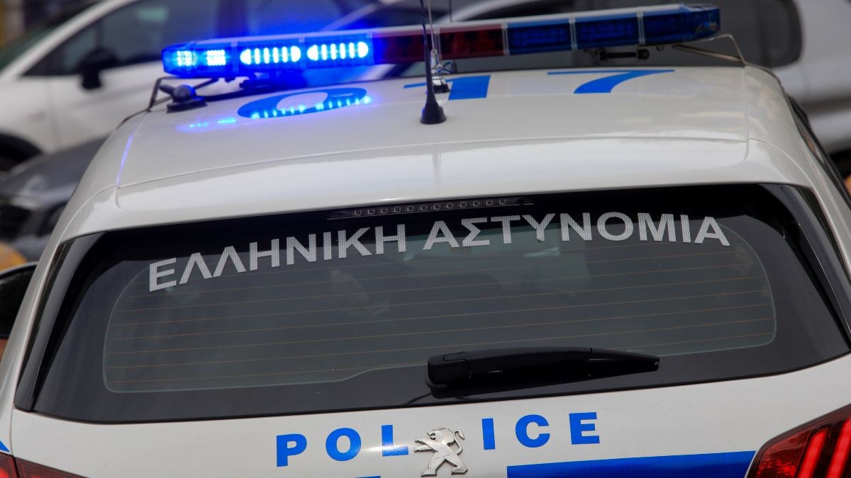 Τρόμος στη Θεσσαλονίκη: Κακοποιοί ακινητοποίησαν 26χρονη μέσα στο σπίτι της – Την έσωσαν αστυνομικοί