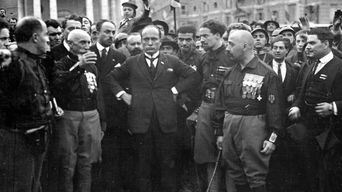 Σαν σήμερα, 29 Οκτωβρίου 1922: Η κρίσιμη απόφαση του Βασιλιά – Όταν ο Βίκτωρ Εμμανουήλ Γ’ παρέδωσε την Ιταλία στον Μουσολίνι