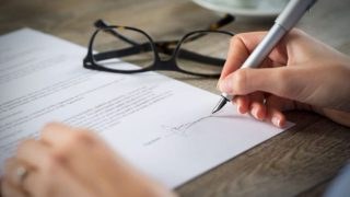Κληρονομιές: Όλα αλλάζουν από 16 Σεπτεμβρίου – Τι ισχύει για χρέη, διαθήκες και ακίνητα