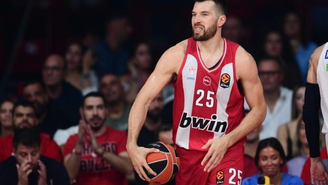 Ολυμπιακός – Εφές 78-82: Μαχητικοί αλλά άτυχοι οι «ερυθρόλευκοι» στο ΣΕΦ