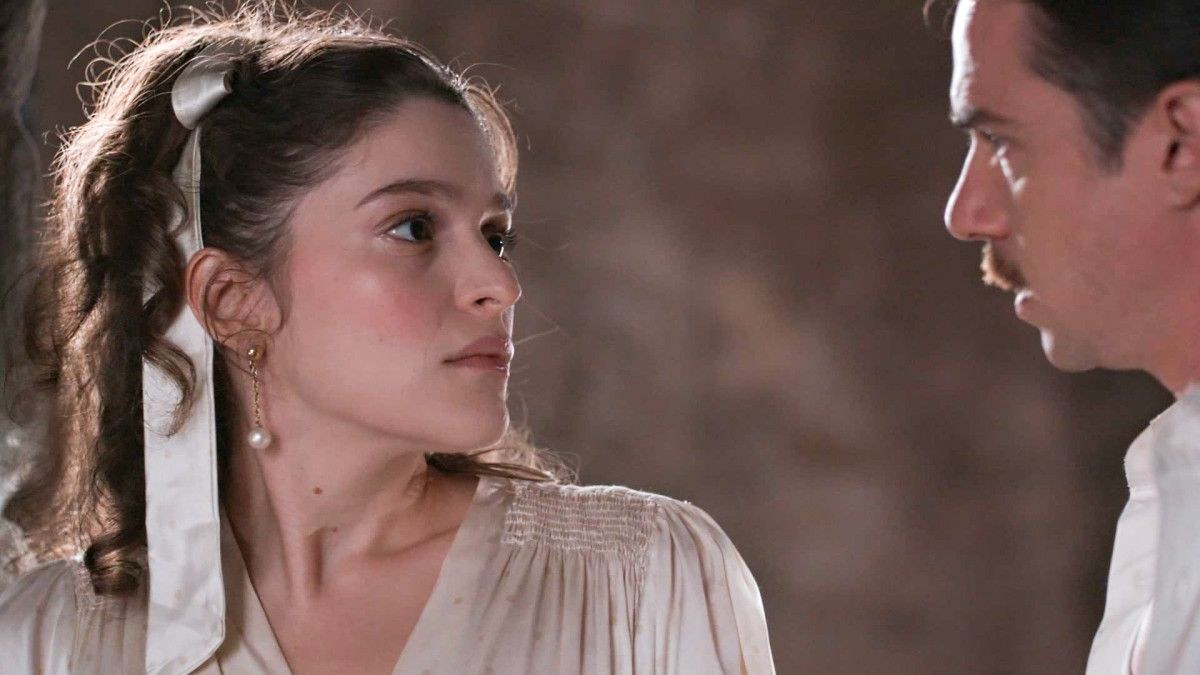 Grand Hotel (29/10): Ο Άρης φιλάει την Αλίκη