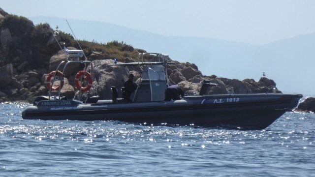 Ναυάγιο με μετανάστες στη Λέσβο – Μία γυναίκα νεκρή, 17 διασωθέντες
