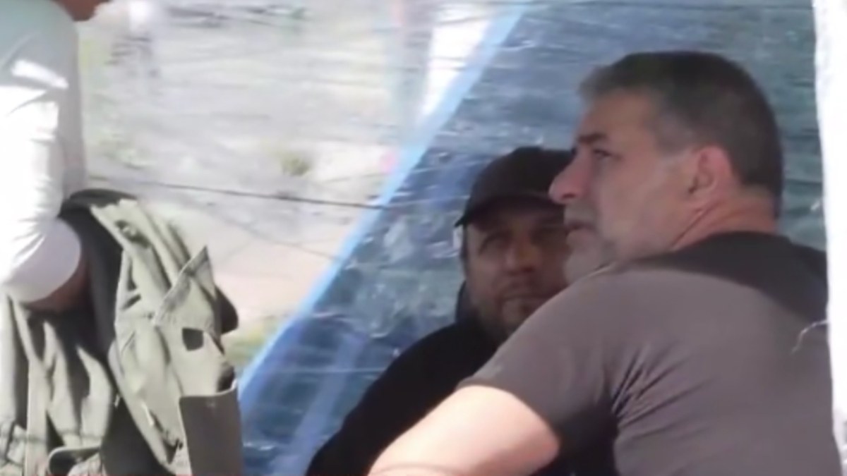 Πάνος Ρούτσι: Η Δέσποινα Κουτσούμπα ξεκαθαρίζει ποιος κάλεσε τον Βασίλη Μπισμπίκη στο Σύνταγμα