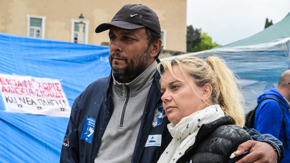 Τέμπη: Αναβάλλεται η εκταφή του γιου του Πάνου Ρούτσι μετά από αίτημα Κωνσταντοπούλου