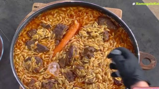 Συνταγή για γιουβέτσι με μοσχάρι από την Αργυρώ Μπαρμπαρίγου