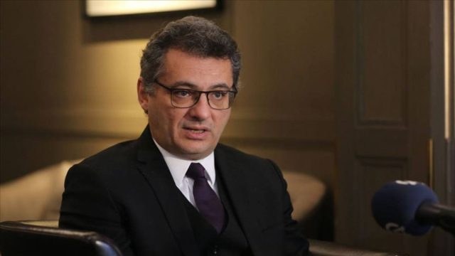 Συντριπτική ήττα Τατάρ στις «εκλογές» του ψευδοκράτους: Ποιος είναι είναι ο Τουφάν Ερχιουρμάν που νίκησε τον εκλεκτό του Ερντογάν