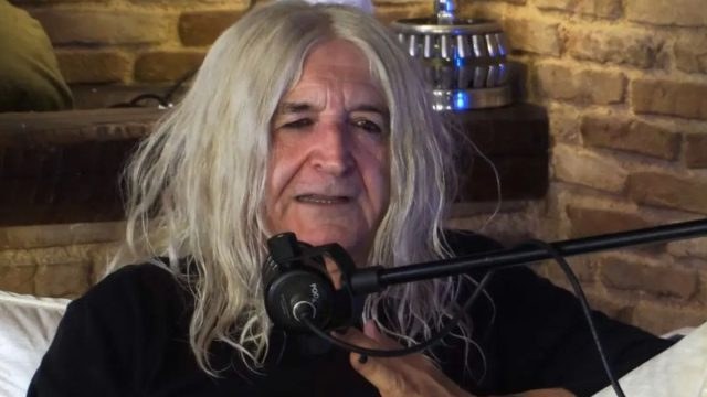 Περήφανος για την καταγωγή του ο Νίκος Καρβέλας: Από ποιο ιστορικό χωριό κατάγεται ο γνωστός μουσικοσυνθέτης