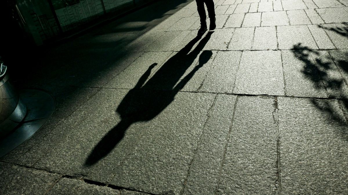 Αυτά είναι τα χαρακτηριστικά του «δράκου» που επιτίθεται σεξουαλικά σε γυναίκες σε Άλιμο και Πειραιά