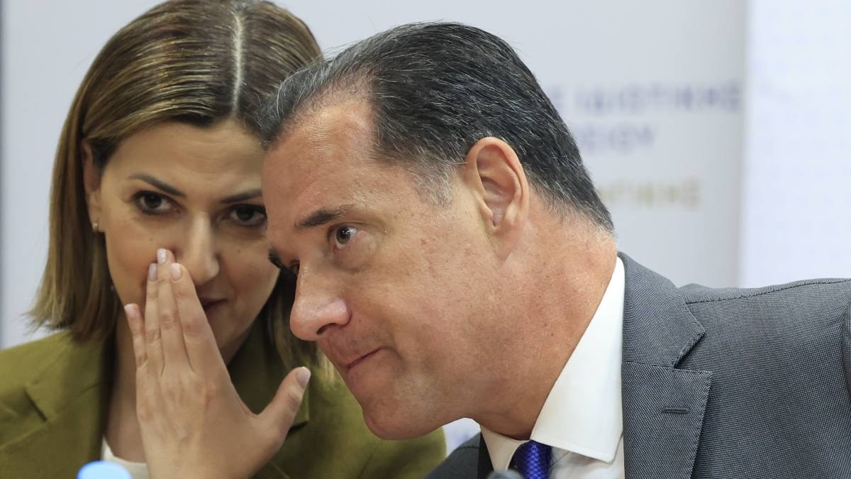 Το τεφτέρι με τα ρουσφέτια του Ερυθρού Σταυρού: Η λίστα των VIP ασθενών και των ειδικών εξυπηρετήσεων στα νοσοκομεία