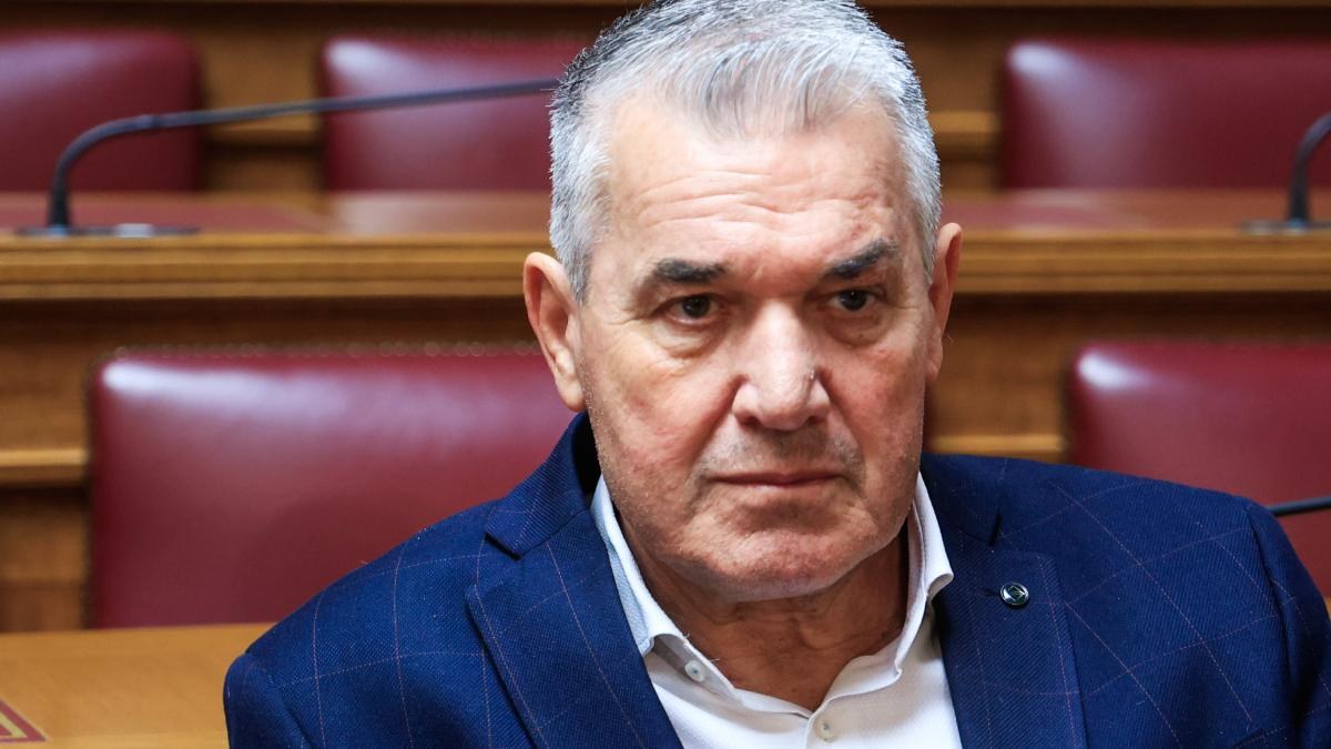 Προκλητικός Κυριαζίδης: «Δεν βγαίνω με τα 5.000 ευρώ βουλευτικής αποζημίωσης, δεν θα πρέπει να φάω;»