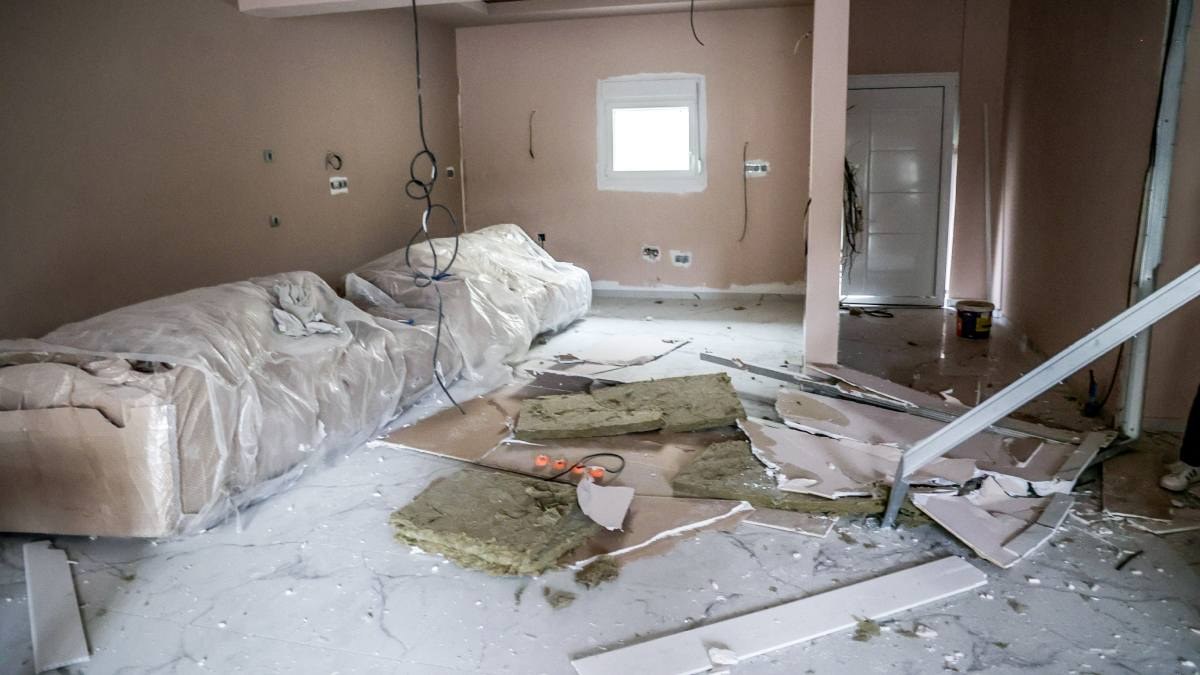 «Πάρτι» στις φυλακές Αλικαρνασσού: Οι προνομιούχοι Καργάκηδες έστηναν γλέντι με αλκοόλ, φιλέτα και ακριβά ψάρια με ντιλίβερι