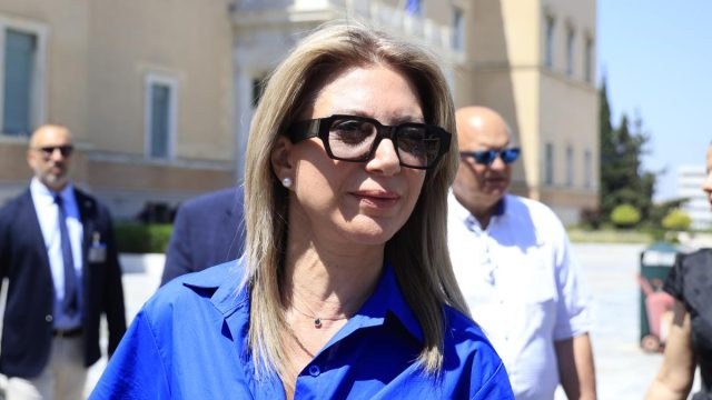 Τέμπη: Αγανάκτηση των θυμάτων για τις καθυστερήσεις στη δίκη για τα βίντεο – «Μας απαξιώνουν», λέει η Καρυστιανού