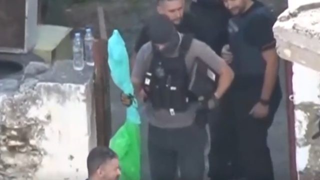 Αυτά είναι τα 3 αδέλφια που αναζητούν για το μακελειό στα Βορίζια – «Στο χωριό είναι, δεν κρύβονται»