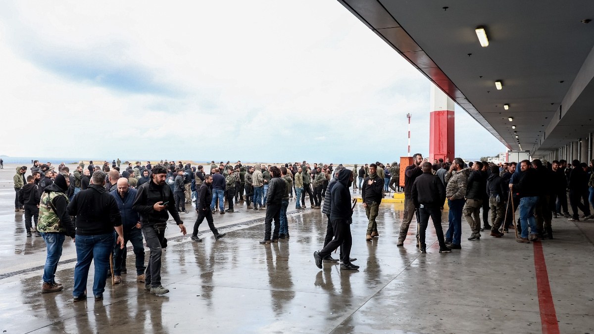 Ακυρώθηκαν ραντεβού ογκολογικών ασθενών στο ΠΑΓΝΗ λόγω του αγροτικού αποκλεισμού στο αεροδρόμιο Ηρακλείου