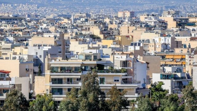 Δικαίωση-σοκ για χιλιάδες ιδιοκτήτες: Το Δημόσιο «χαρίζει» ακίνητα – Ποιοι γλιτώνουν οριστικά τον εφιάλτη!
