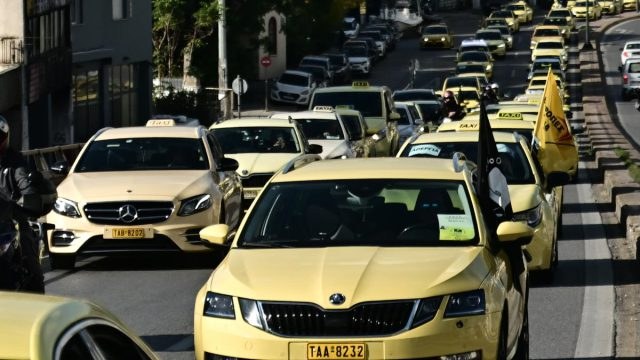Αναστέλλεται η απεργία των ταξί την Παρασκευή εξαιτίας της κακοκαιρίας Byron – Η ανακοίνωση του Σ.Α.Τ.Α.