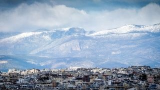 Έπεσαν τα πρώτα χιόνια στην Πάρνηθα