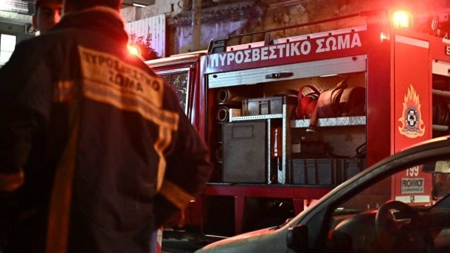 Ροδόπη: Ανήλικος ανασύρθηκε χωρίς τις αισθήσεις του μετά από φωτιά σε μονοκατοικία