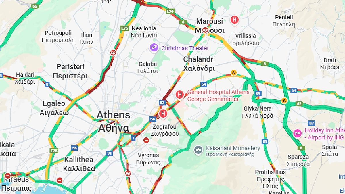 Κίνηση 12/12: Χάος στην Κηφισίας μετά από τροχαίο στο ύψος του Χαλανδρίου – «Μπλοκαρισμένος» ο Κηφισός