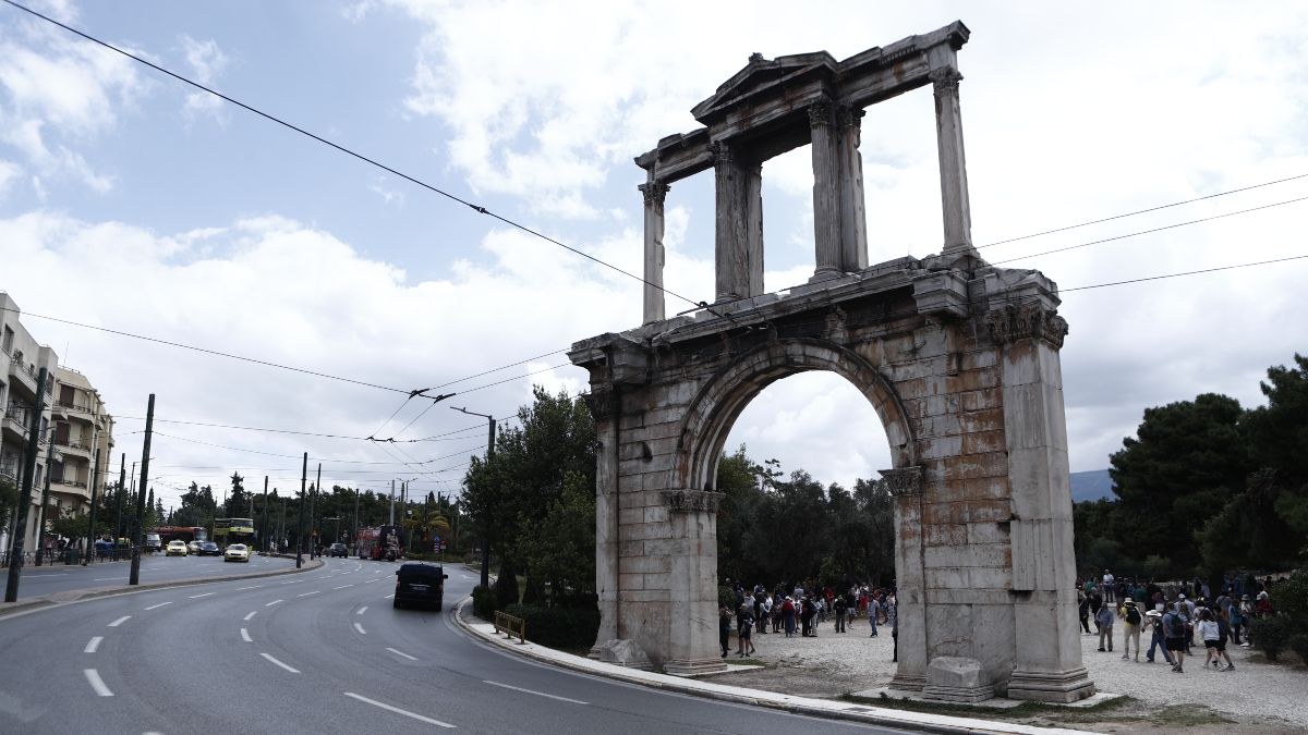 Κίνηση 29/12: Άδειοι οι δρόμοι στην Αττική – Πού υπάρχουν καθυστερήσεις