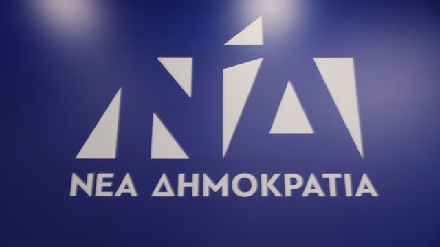 H μεγάλη έκπληξη στη Β’ Αθηνών: Το νέο ισχυρό όνομα που κοντράρει τους πρωτοκλασάτους της Νέας Δημοκρατίας και βάζει «φωτιά» στη μάχη του σταυρού