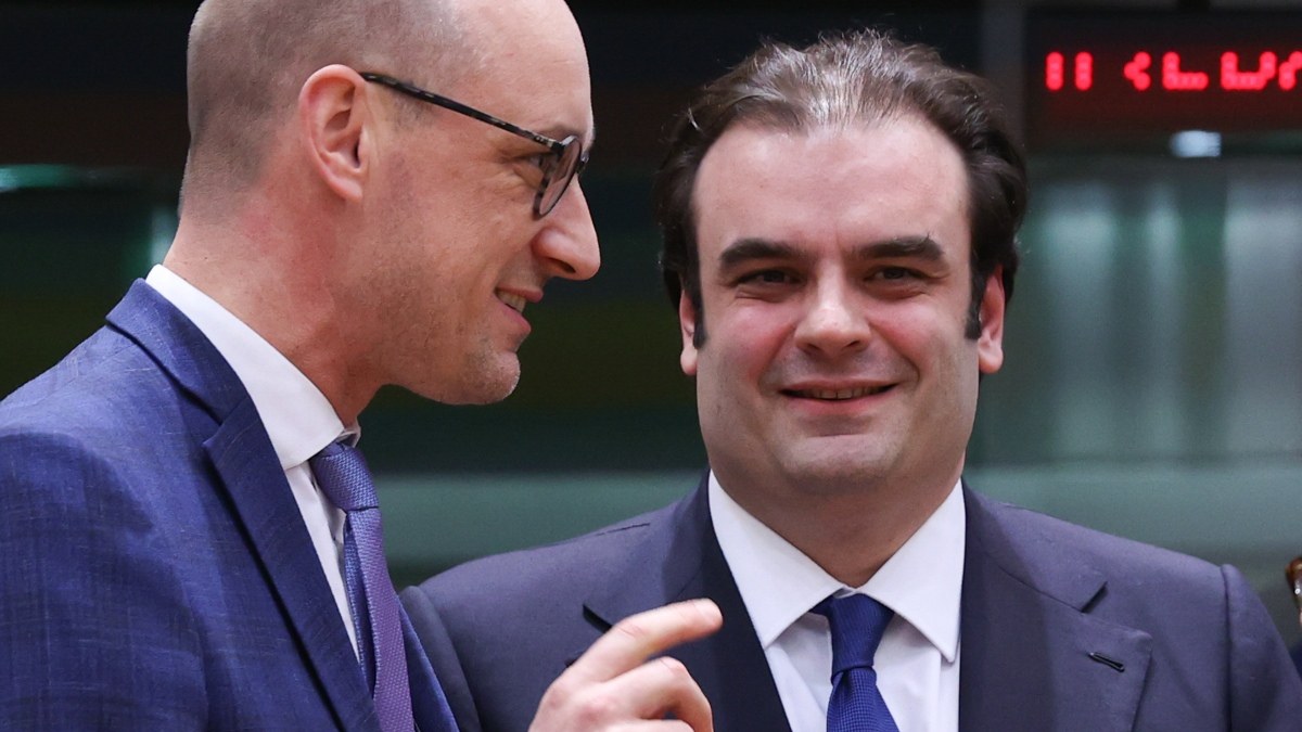 «Θα ψηφίσω Πιερρακάκη», είπε ο Γερμανός ΥΠΟΙΚ πριν τη συνεδρίαση του Eurogroup