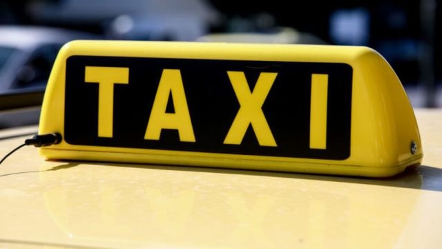 Το ανέκδοτο της ημέρας (02/12): Ένας Κρητικός ήρθε στην Αθήνα και κοιμήθηκε μέσα στο ταξί