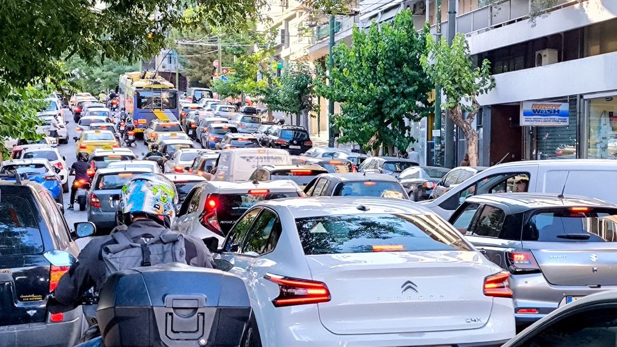 Κίνηση 19/01: Εφιάλτης στους δρόμους της Αττικής – Ο Κηφισός «παρέλυσε» και η Αττική Οδός μπαίνει σε εξάμηνο δοκιμασίας