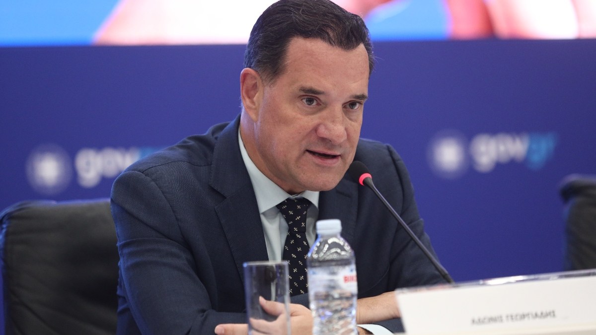 Έκκληση Γεωργιάδη: Εμβολιαστείτε, έρχεται και δεύτερο κύμα γρίπης