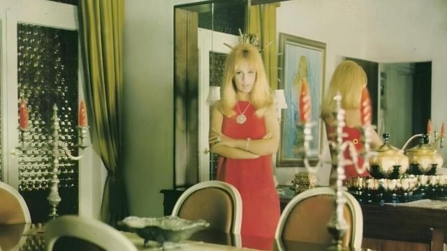 Αλίκη Βουγιουκλάκη: Στα αζήτητα 8 μήνες το ρετιρέ της Στησιχόρου – Ο υποψήφιος αγοραστής από τη Νέα Υόρκη και η νέα μειωμένη τιμή