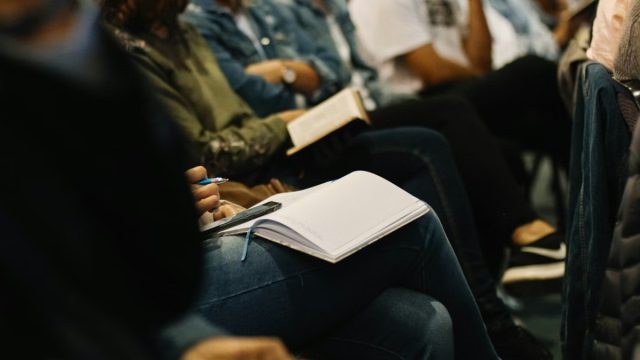 Πέρασες στο πανεπιστήμιο; Τα βήματα που πρέπει να κάνεις αμέσως – Τα λάθη που κάνουν σχεδόν όλοι και πώς να τα αποφύγεις