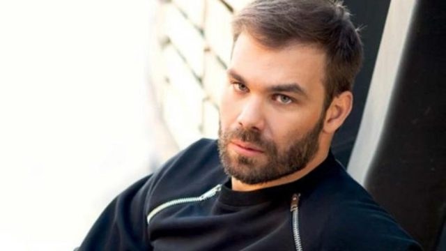 «Δε μ’ αγαπούσες»: Το ακυκλοφόρητο τραγούδι του Γιώργου Σαμπάνη που αναμένεται να κάνει πάταγο