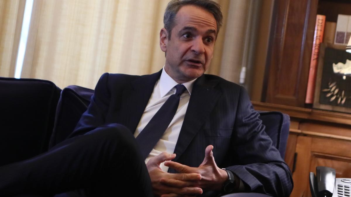 Κυριάκος Μητσοτάκης: Αναβολή του ταξιδιού στο Νταβός λόγω της κακοκαιρίας – Πότε θα αναχωρήσει