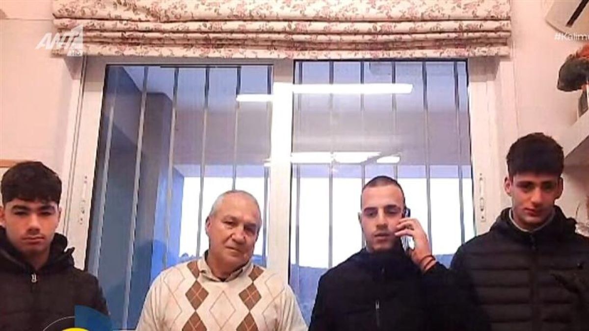 Νέα Μάκρη: Αυτοί είναι οι μαθητές που αψήφησαν τις φλόγες και έσωσαν ηλικιωμένο ζευγάρι από βέβαιο θάνατο