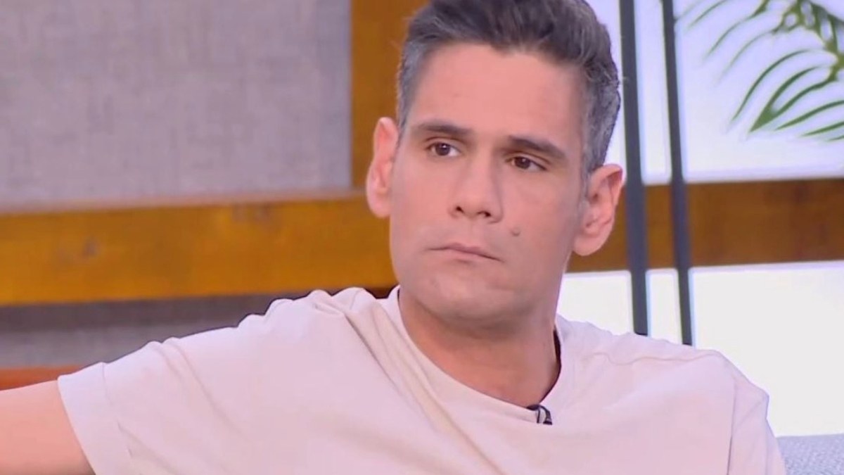 Δημήτρης Ουγγαρέζος: «Σύννεφα» στη σχέση του με το MEGA – Τι συμβαίνει