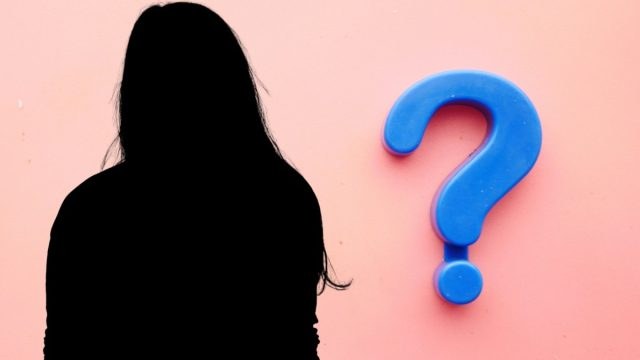 Γνωστή παρουσιάστρια έκανε λίφτινγκ στο εξωτερικό και δεν το παραδέχεται – Άνω των 40 ετών, με εκπομπή