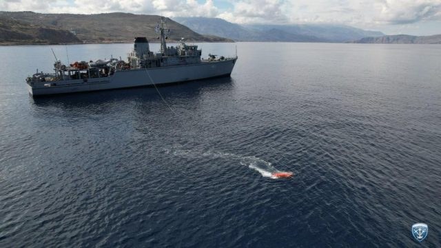 Τουρκική πρόκληση στο κεντρικό Αιγαίο: Παρενόχληση πλοίου που πόντιζε καλώδια του ΔΕΔΔΗΕ