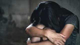 Βόλος: Στη φυλακή για ακόμη 6 μήνες η μητέρα που φωτογράφιζε και τραβούσε βίντεο τη 12χρονη κόρη της γυμνή