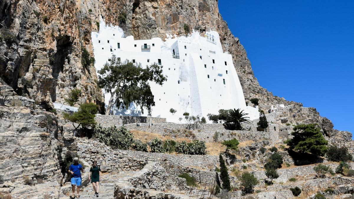 Οδοιπορικό στην Αμοργό