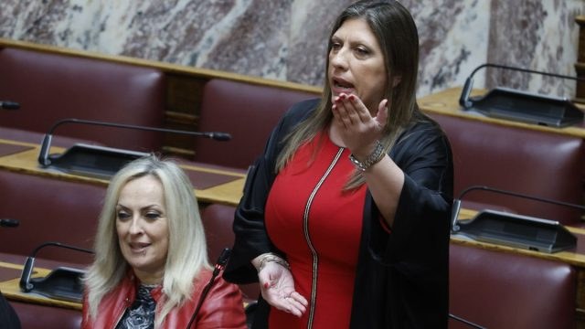 Ο κακός χαμός στη Βουλή: Η Κωνσταντοπούλου χαρακτήρισε «κηφήνες» τους βουλευτές της ΝΔ