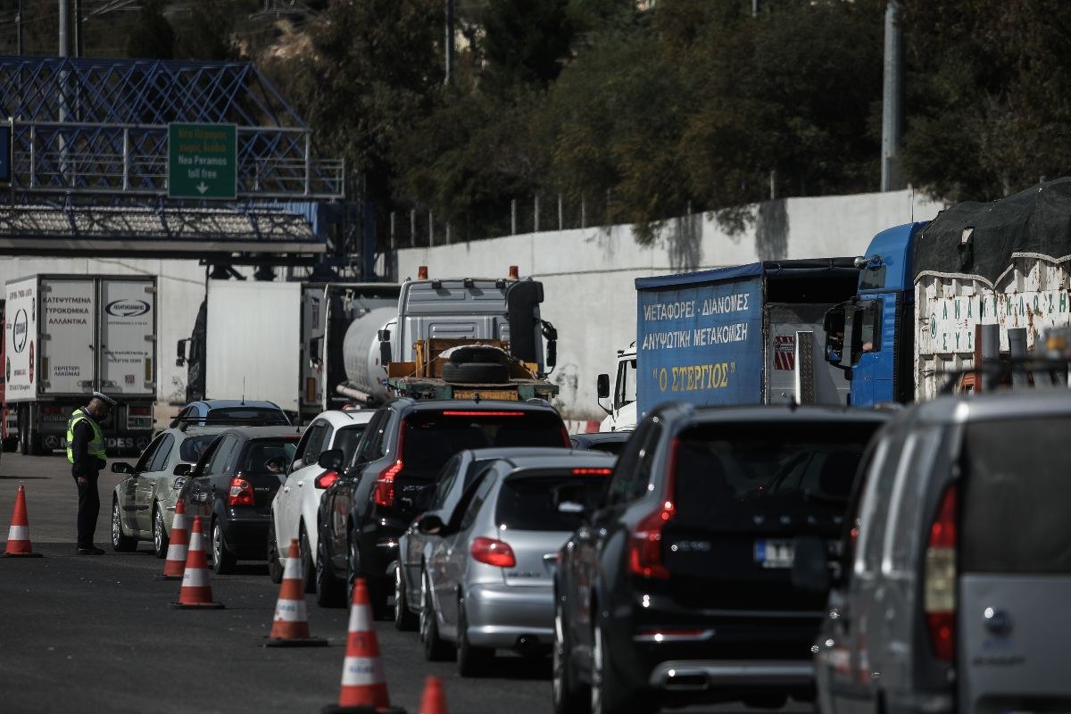 Πώς η ημέρα επηρεάζει την τιμή στο λίτρο
