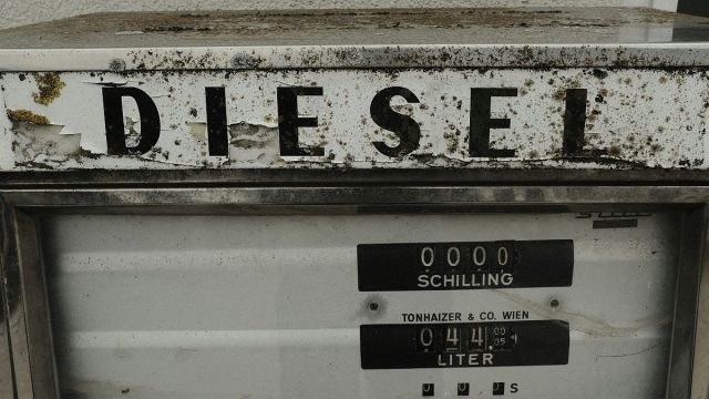 «Ηλεκτροσόκ» στην αντλία: Τέλος η επιδότηση στο πετρέλαιο κίνησης – Έρχεται άλμα-φωτιά και μπαράζ αυξήσεων!
