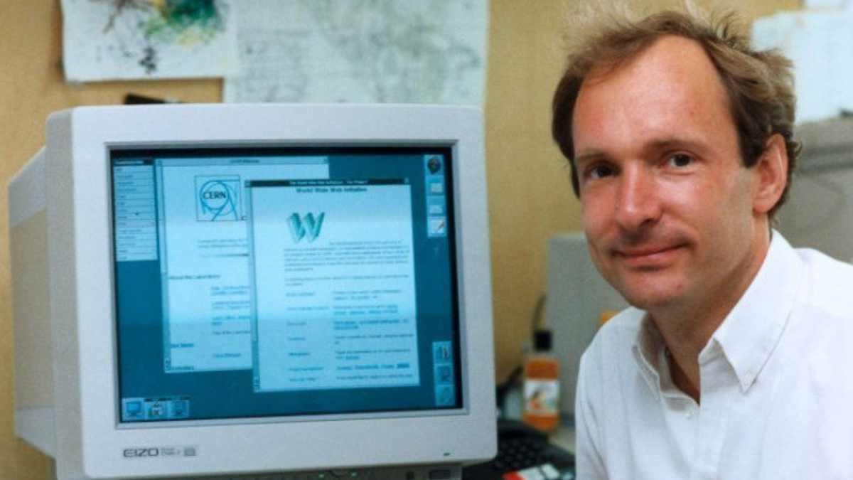 Σαν σήμερα, 12 Μαρτίου 1989: Ο Τιμ Μπέρνερς – Λι προτείνει τη δημιουργία του www που θα οδηγήσει στην εκρηκτική ανάπτυξη του Ίντερνετ
