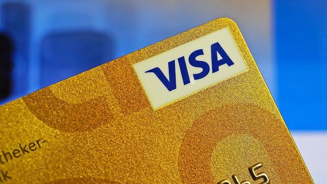 Golden Visa: «Βουτιά» 83% στη ζήτηση από χώρες εκτός Ε.Ε. – Το τέλος του επενδυτικού Airbnb