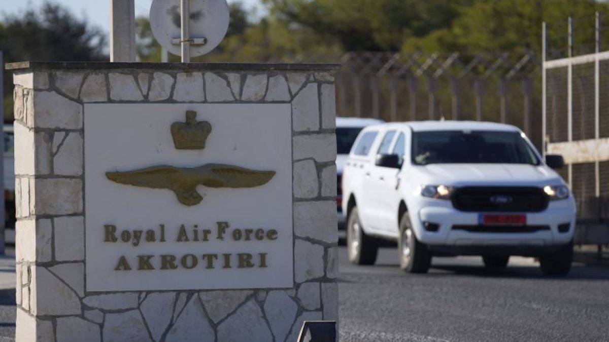 Ήχησαν οι σειρήνες στην Κύπρο, εκκενώνονται στρατιωτικές βάσεις – Έτοιμο το Ισραήλ για επιχείρηση στον Λίβανο