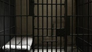 Θρίλερ στις φυλακές Μαλανδρίνου: Νεκρός 36χρονος κρατούμενος στις τουαλέτες – Τον βρήκαν απαγχωνισμένο