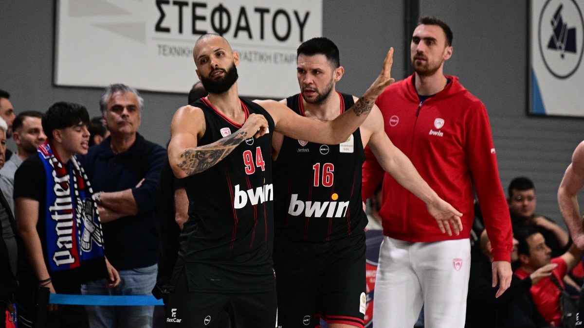 Βρήκαμε τον τύπο και τι ακριβώς έκανε για να αναγκάσει τον Φουρνιέ να τον πιάσει από τον λαιμό