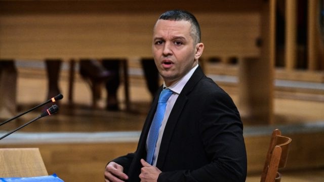 Ο Ηλίας Κασιδιάρης ξανά στην πολιτική και το ανακοίνωσε ο ίδιος