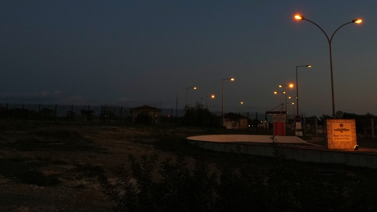 Κύπρος: Ηχούν σειρήνες, μόλις εστάλη μήνυμα – «Μείνετε σε εσωτερικό χώρο»