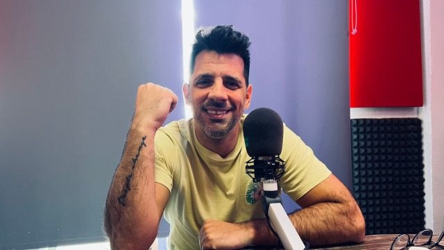 Ποια Λιόλιου: Σαρώνει φέτος και η λαμπάδα… Φέρρη! Γιατί… «είπε και τι δεν είπε»